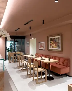 Il bancone artigianale con prodotti freschi alla Fragola